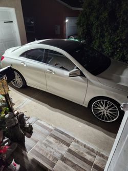 Mercedes Benz CLA 250