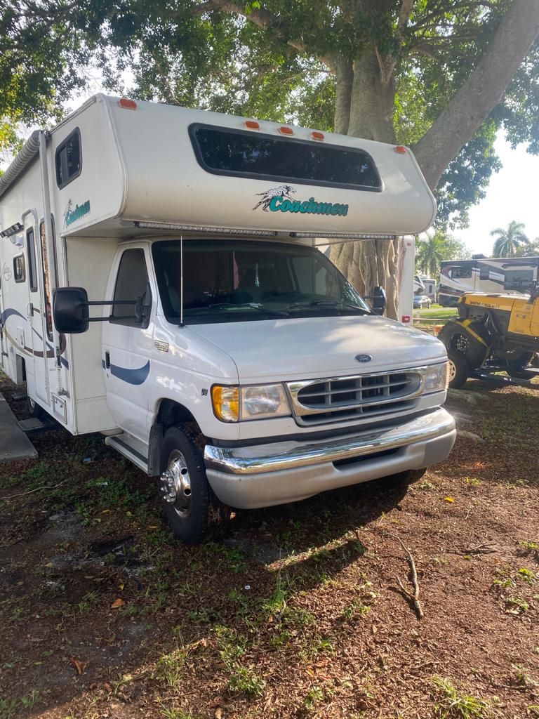 2002 Catalina Sport Coachman Motorhome