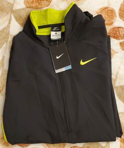 Nike Dri-FIT Men's Full-Zip Lightweight Jacket/Windbreaker- L