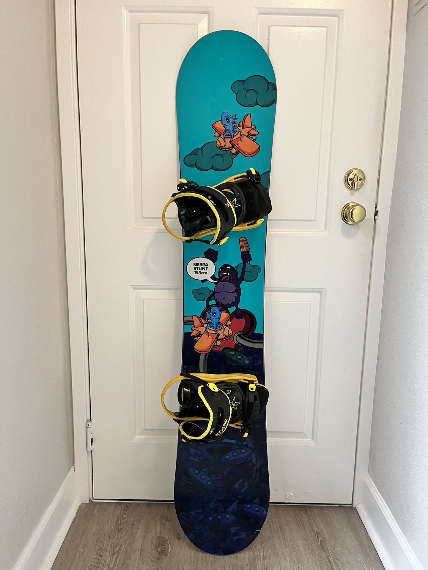 Sierra Stunt Snowboard for Sale in Denver, CO - OfferUp