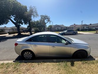 Chevy Cruze 2011