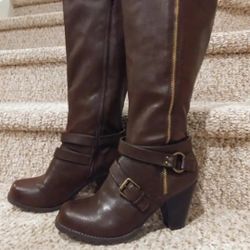 NEW Women's Size 9 Fergalicious Knee Boots [Retail $99] NICE!