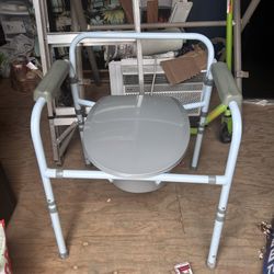 Commode