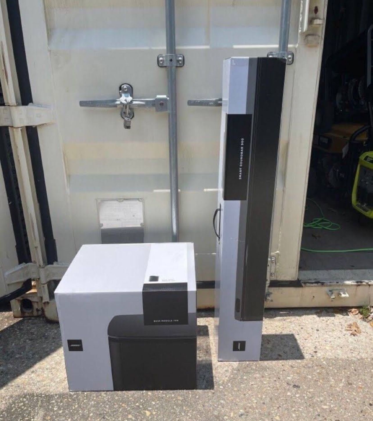 Bose Module 700 And Bose Sound Bar 900 Brand New