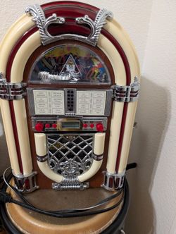 JukeBox Tabletop MP3 AM/FM Radio Retro Classic