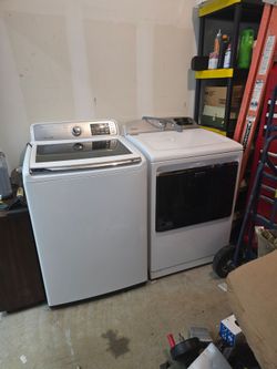 Samsung washer and maytag dryer with steam setting