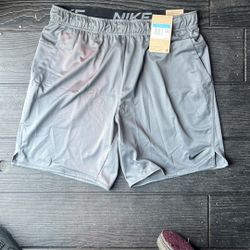 Short Nike