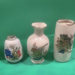 Vintage Japanese  Mini Vases