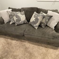 Sofa & Loveseat