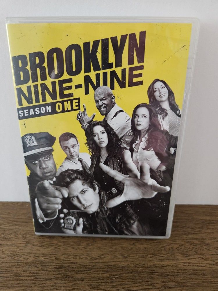 Brooklyn Nine-nine Season 1 Dvd 3 Disc Set