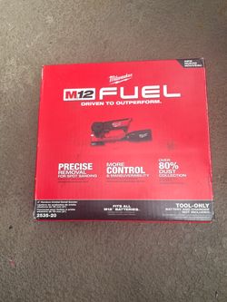 Milwaukee M12 FUEL 3" Random Orbital Detail Sander