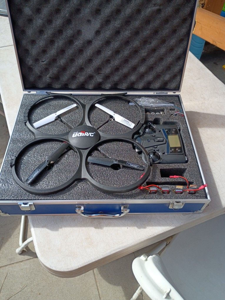 Drone W/Rechargeable Batteries 
