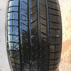235/50R17 Michelin Tire
