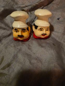 Chef salt and pepper sugar