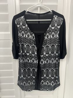 Women’s Blouse $10 Size Large