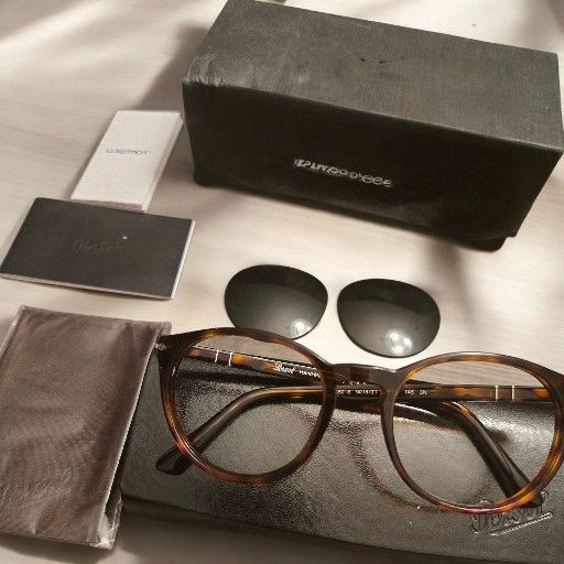 Authentic Persol PO3152S Sunglasses -Complete Set and Unknown Lens Compatibility