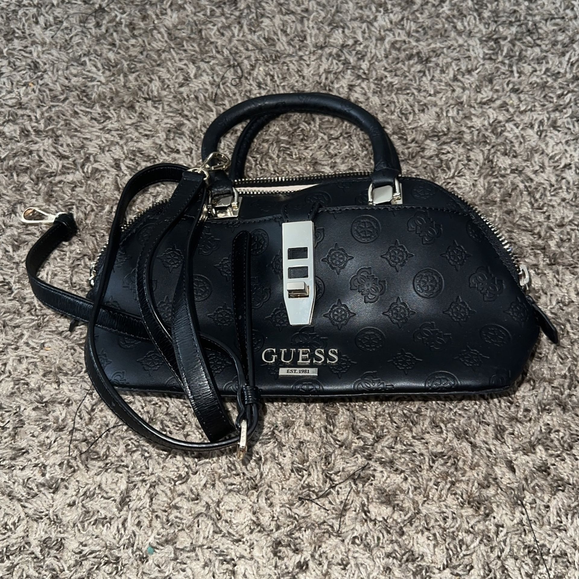 Guess Purse And Wallet Set!