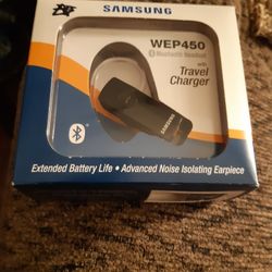 Samsung Headset WEP450 with Bluetooth And Travel Charger