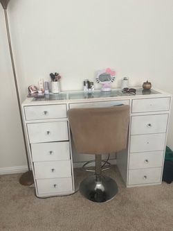 Makeup Vanity