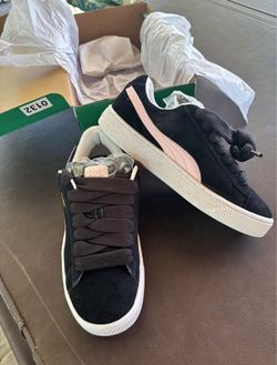 Size 8 NEW Pumas