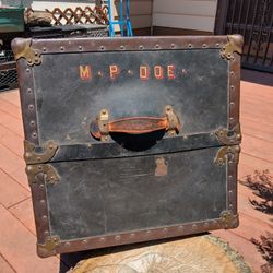 1900s Steamer Trunk 
