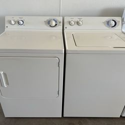 GE Washer and Electric Dryer set (1 month warranty)