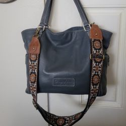 Dooney  & Bourke  Leather  Tote  Handbag 