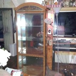 China Cabinet Lights Up 