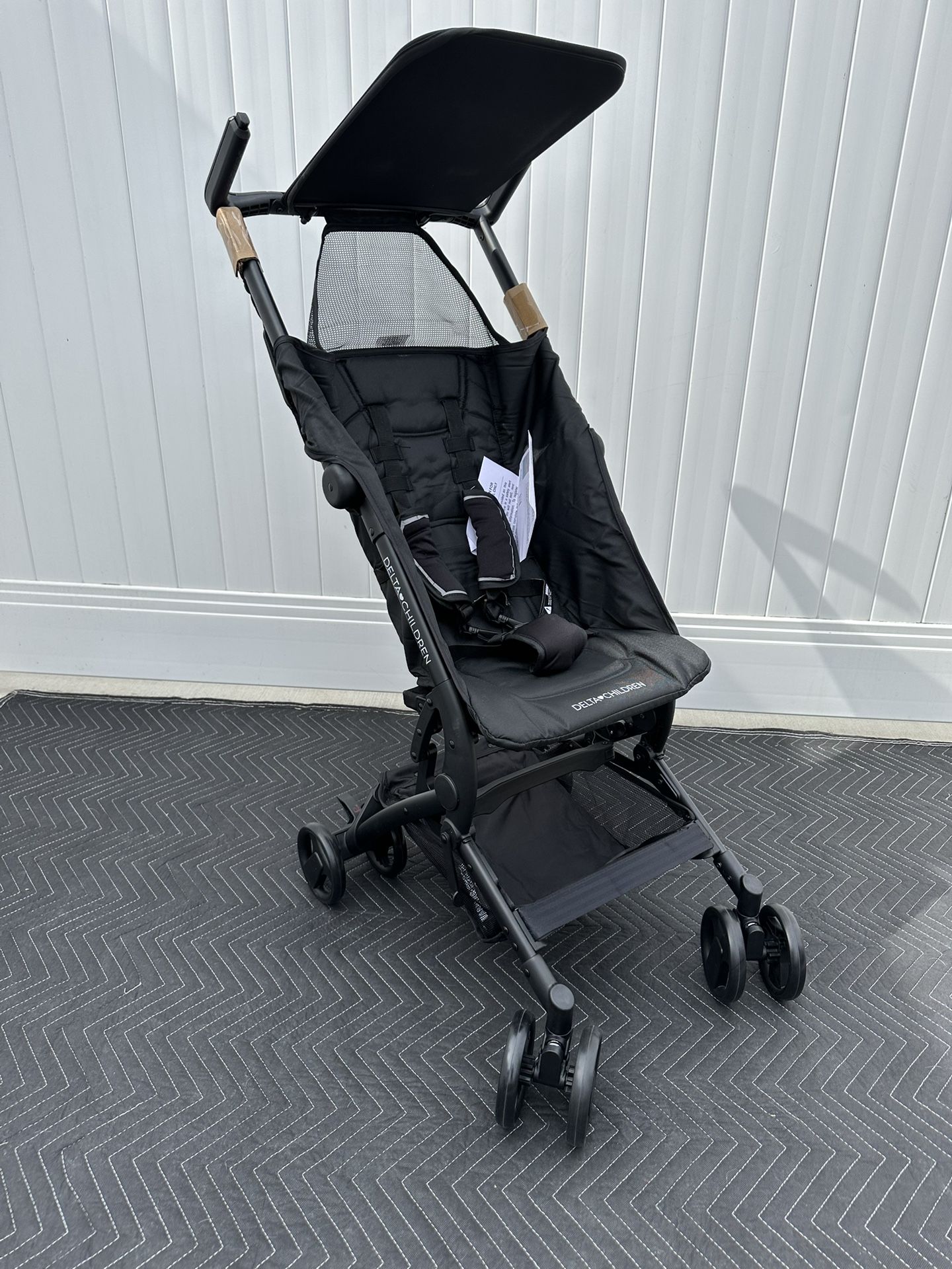 New Travel Stroller/ Compact Stroller / Fold Up Stroller