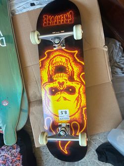 Complete Skateboard