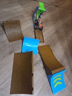 Monster track ramps