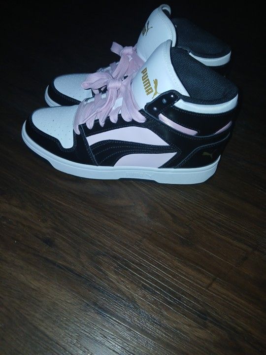 Puma Tennis Shoes 