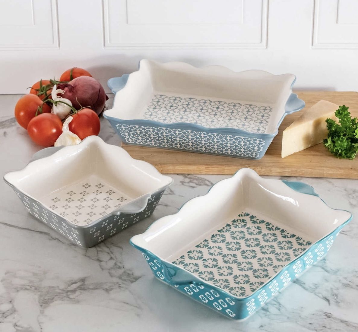 Medley 3-Piece Oven-To-Table Bake And Serve Set