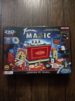 Fantasma Magic 250+ Tricks. Magic Trick Kit With Instructional DVD - Brand New