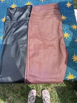 Leather leggings
