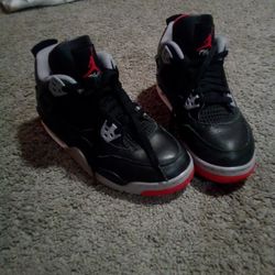 Jordan 4 Breds Size 5