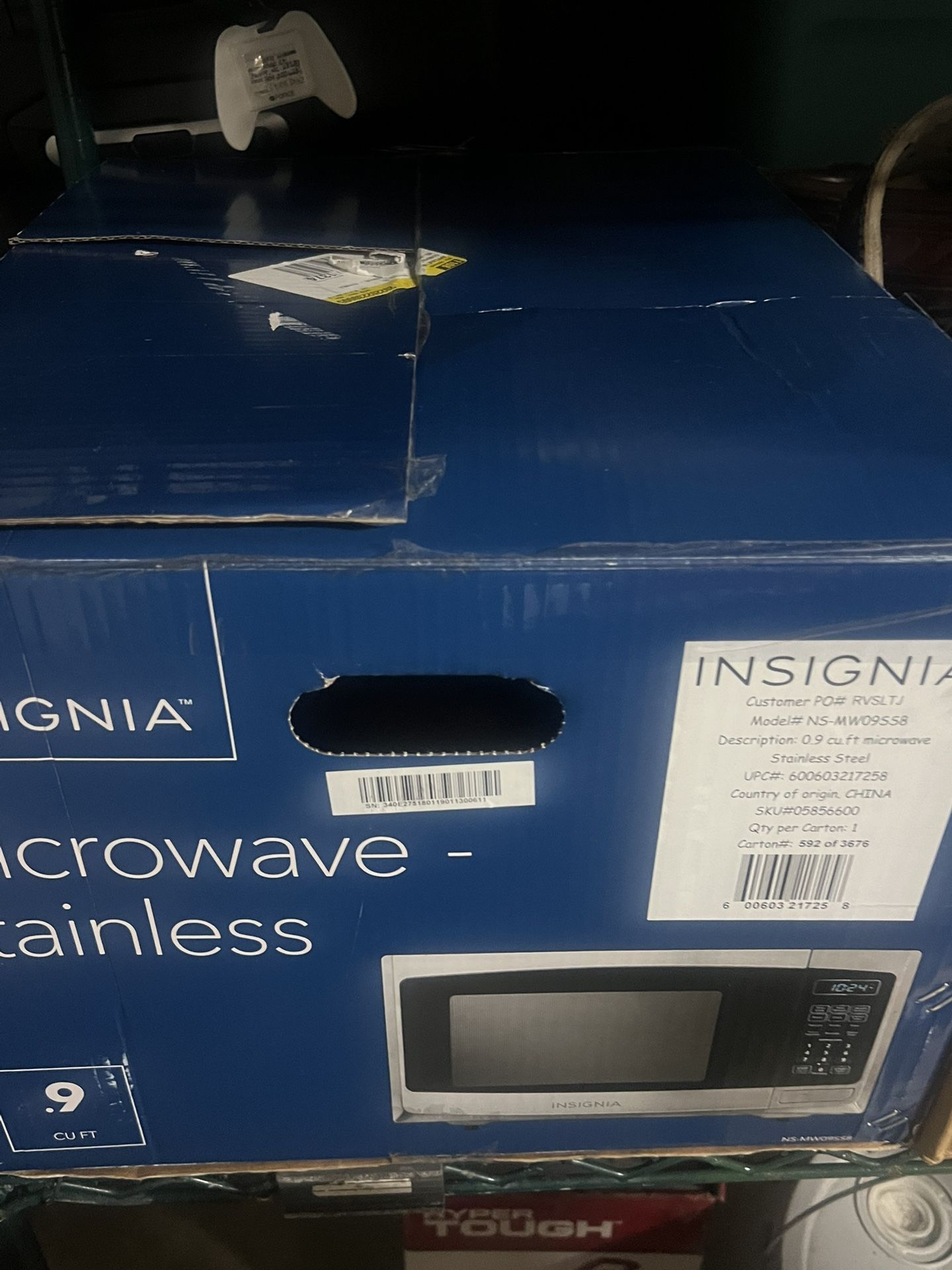 Gently Used Microwave Open Box