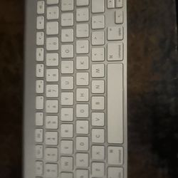 Apple Magic Keyboar