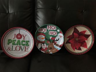 Christmas decor plates