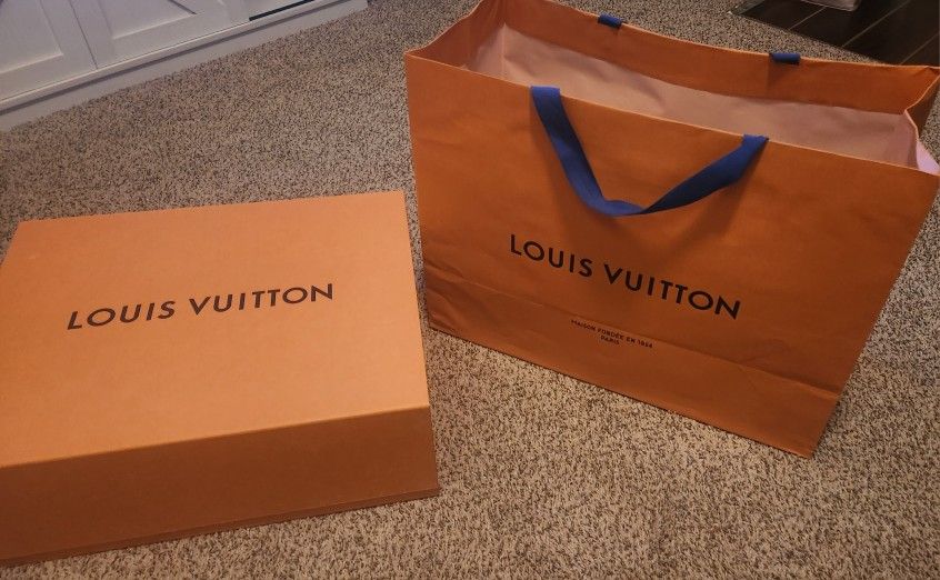 Louis Vuitton Purse