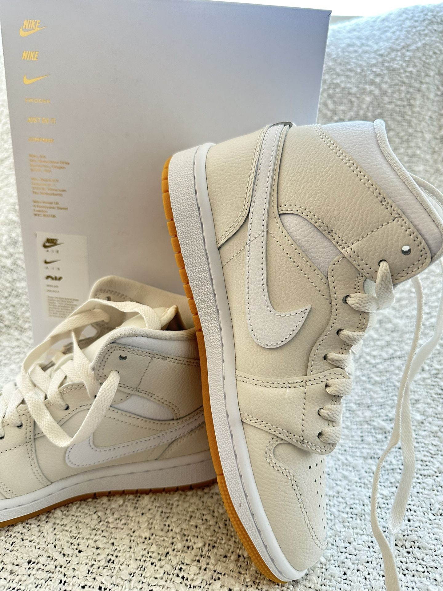 Nike Air Jordan Womens Size 6.5 New