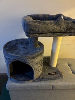 Cat tree