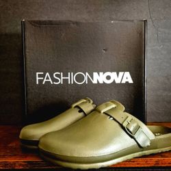 Fashion Nova Unisex Clogs Olive Green Men’s 8 / Women’s 10 NWOT Slip-On Comfort