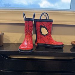 Kids Red Spider-Themed Rain Boots Size 7-8