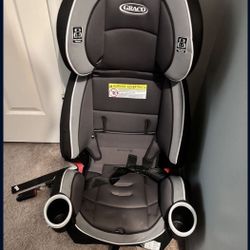 2 Car Seats