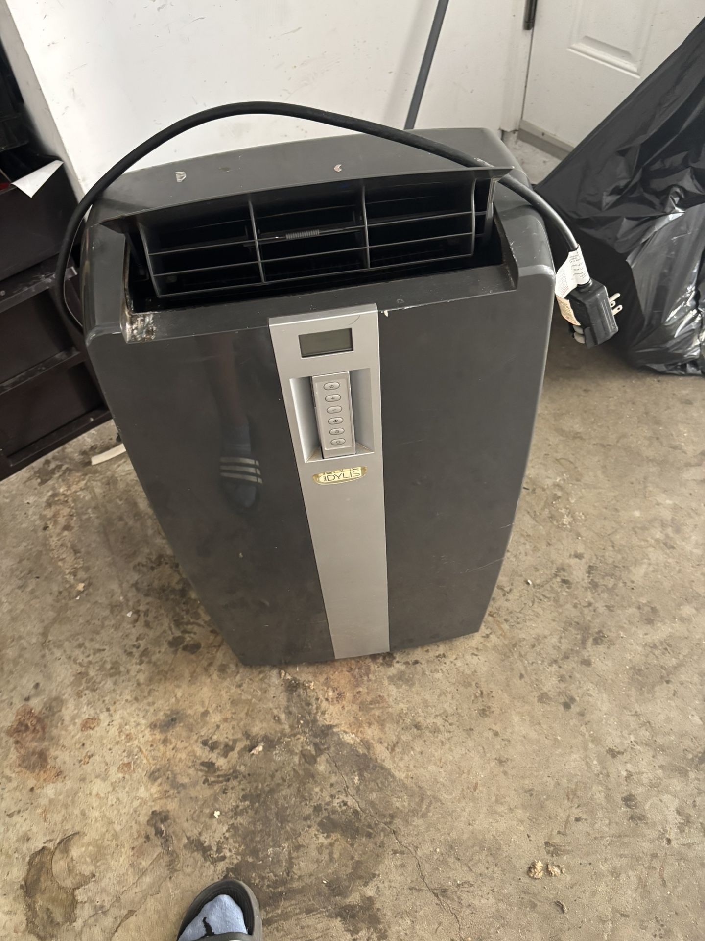 Heavy Duty Ac With Remote 
