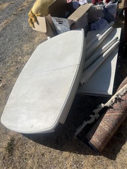 Free Solid Wood Table (for Refurbish)