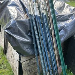 Metal Fence Stakes