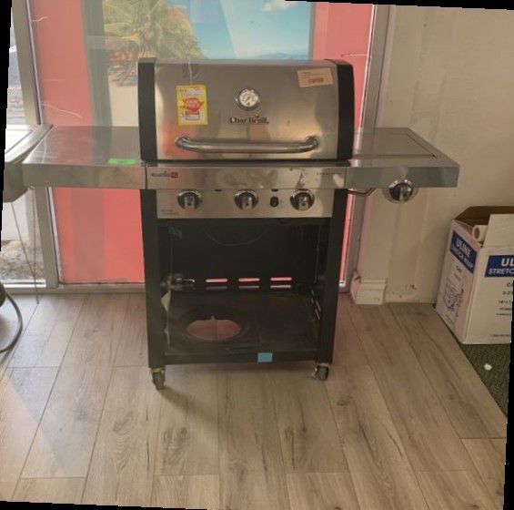 CHAR BROIL COMMERCIAL PROPANE GRILL QO
