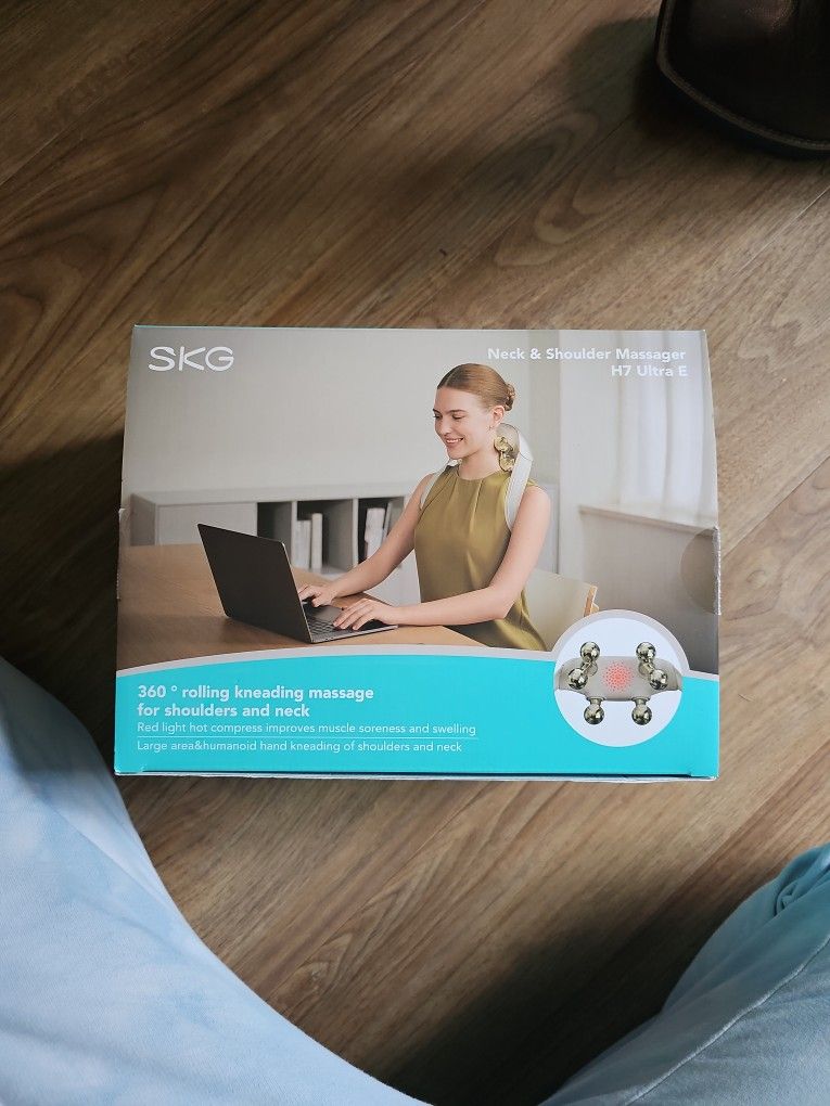 SKG Neck and Shoulder Massager H7 Ultra E